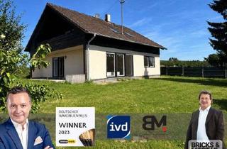 Haus kaufen in 86453 Dasing, Ein-/Zweifamilienhaus mit großem Garten, Balkon, Terrasse und zwei Garagen in Dasing