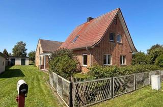 Einfamilienhaus kaufen in 19399 Techentin, Ländlich wohnen – Einfamilienhaus mit großem Grundstück und Nebengebäuden