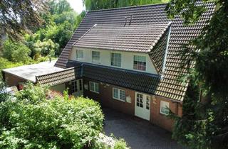 Einfamilienhaus kaufen in 23858 Reinfeld, Gepflegtes und mietfreies Einfamilienhaus /Zweifamilienhaus in Reinfeld mit Garage - 2 Einheiten