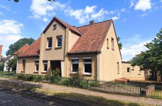 Haus kaufen in 19303 Dömitz, Potenzial trifft Lage - Familienhaus in ruhiger Hafennähe - Sanierungsobjekt mit Charme