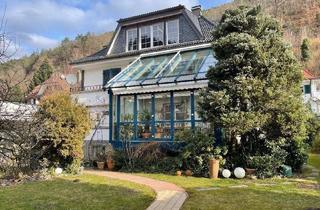 Haus kaufen in 78132 Hornberg, Freistehendes Architektenhaus mit einem großzügigen Wintergarten