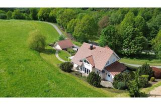 Haus kaufen in 57629 Limbach, Charmantes Schlösschen auf kleiner Anhöhe mit Weitsicht und separatem Garagenhaus