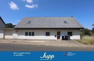 Haus kaufen in 54597 Ormont, Renovierungsbedürftiges Wohnhaus mit Terrasse, Garten und 2 Garagen, Ormont (6)