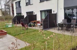 Haus mieten in Helene-Knorr Straße 76, 28259 Kirchhuchting, Neubausiedlung: attraktives 4,5-Zimmer-Reihenhaus in schöner Lage mit Garten & sw. Dachterrasse