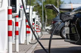Gewerbeimmobilie mieten in 84030 Ergolding, Gewerbefläche für Ladeinfrastruktur mit hoher Frequenz nahe dem Landshuter Hauptbahnhof