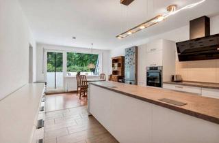 Wohnung kaufen in 64347 Griesheim, Renovierte 3-Zimmer-Wohnung mit großem Balkon mit Blick ins Grüne