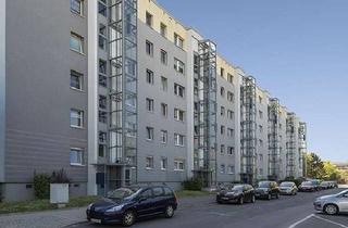 Wohnung mieten in Spremberger Str. 24, 01239 Prohlis-Süd, Perfekt für Sie: 4-Zimmerwohnung mit Balkon und Aufzug!