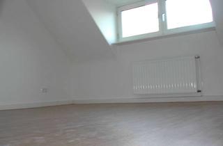 Wohnung mieten in Drießendorfer Straße, 47798 Stadtmitte, Drei-Zimmer-Wohnung mit Balkon in Krefeld-Stadtmitte