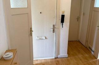 Wohnung mieten in Langenfort 48, 22307 Barmbek-Nord, Helle 2,5-Zimmer-Dachgeschosswohnung