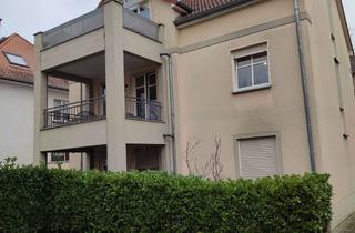 Wohnung mieten in Humboldtstraße, 63071 Offenbach, 2 1/2 ZW mit großem Balkon und Einbauküche