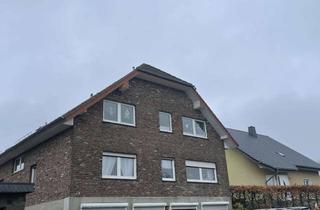 Wohnung mieten in Wolfstraße 23, 53937 Schleiden, Schöne drei Zimmern in Schleiden-Dreiborn mit eigenem Garten