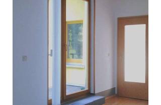 Wohnung mieten in 09573 Leubsdorf, Schöne 3-Zimmer-Dachgeschosswohnung mit Balkon in Leubsdorf
