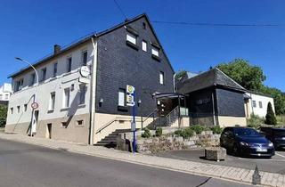 Mehrfamilienhaus kaufen in 55743 Idar-Oberstein, Mehrfamilienhaus mit Gewerbeeinheit | Ausbaupotenzial auf 7 WE | Idar-Oberstein