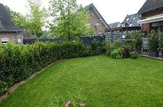 Wohnung kaufen in 41462 Neuss, Haus-im-Haus-Maisonette-Wohnung mit Garten, von Privat, Preis VB