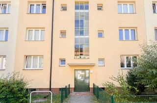 Wohnung kaufen in 13403 Berlin, Charmante 2-Zimmer-Wohnung mit sonnigem Balkon und grünem Ausblick