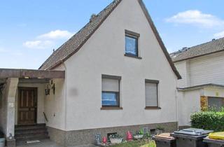 Haus kaufen in 65451 Kelsterbach, Im privaten Bieterverfahren - Attraktives Grundstück mit Haupt- und Nebenhaus in Kelsterbach