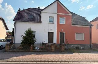 Doppelhaushälfte kaufen in 01987 Schwarzheide, Schwarzheide - Doppelhaushälfte mit großem Grundstück in Schwarzheide