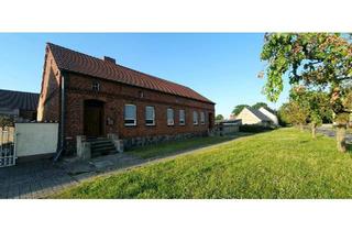 Einfamilienhaus kaufen in 19348 Perleberg, Perleberg - Haus , Scheune und großes Grundstück