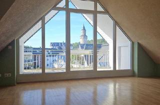 Wohnung kaufen in 65510 Idstein, Idstein - 3-Zimmer-Dachgeschosswohnung in Idstein mit Tiefgaragenstellplatz