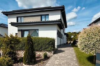 Einfamilienhaus kaufen in 36124 Eichenzell, Eichenzell - Modernes Familienhaus mit ELW | Smart Home | A+ | PV | Wärmepumpe