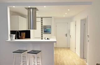 Wohnung kaufen in 20251 Eppendorf, Stilvolle 2-Zi.-Luxuswhg. mit Terrasse, eigenem Gartenanteil und TG-Stellplatz