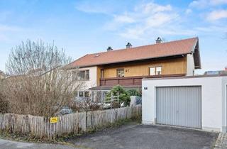 Wohnung kaufen in 83313 Siegsdorf, Handwerker gesucht: Wohnung zum Modernisieren und Gestalten