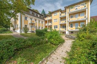 Wohnung kaufen in 94496 Ortenburg, Lichtdurchflutete 2-Zimmer-Wohnung mit Balkon und Parkettkomfort