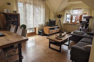 Wohnung kaufen in 74613 Öhringen, Gepflegte 3,5-Raum-DG-Wohnung mit Balkon und EBK in Öhringen