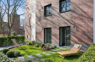 Wohnung kaufen in 22549 Osdorf, Haus im Haus - Neubau – Erstbezug: 4-Zimmer-Erdgeschosswohnung mit 300 m² großem Süd-West...