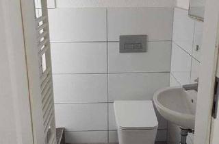 Wohnung kaufen in Freiheitsstr. 17+19a, 42277 Wuppertal, Drei vermietete Wohneinheiten als Kapitalanlage in Wuppertal-Oberbarmen