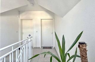 Wohnung kaufen in 64331 Weiterstadt, Moderne 3,5-Zimmer-Maisonette mit Galerie, Westbalkon und TG-und Außenstellplatz