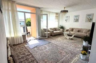 Wohnung kaufen in Bennstraße, 51109 Ostheim, Helle 4-Zimmerwohnung mit Balkon in schöner Lage von Köln-Neubrück