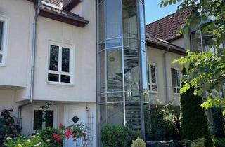 Wohnung kaufen in Wittkampstr. 51, 44892 Langendreer, Schöne 3,5 Zimmer DG-Wohnung mit eigenem Eingang