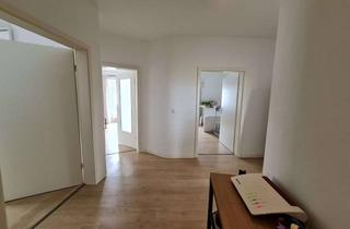 Wohnung mieten in Vogesenstraße 14, 66953 Pirmasens, Sanierte 4ZKB Altbauwohnung