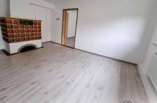 Wohnung mieten in 90616 Neuhof, Frisch renovierte 5-Zimmer-Wohnung mit viel Platz über zwei Etagen und Dachterrasse
