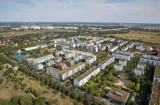 Wohnung mieten in Hiltrud-Dudek-Weg 18, 12355 Rudow, Großzügige 3-Zimmerwohnung im Frauenviertel