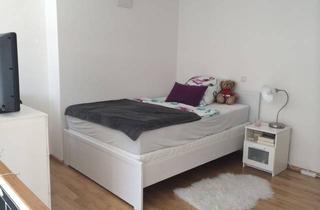 Wohnung mieten in Fritz-Fend-Str. 1+3, 93047 Innenstadt, Nur für Studenten: Großzügige Wohnung mit Balkon und Stellplatz in bester Lage