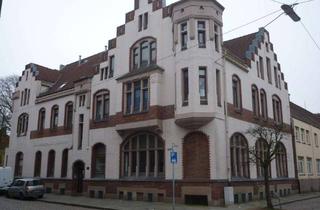 Wohnung mieten in Hökerstraße 11, 27568 Lehe, 5 ZKB, charmante Altbauwohnung, Hökerstr. 11., WE 09