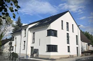 Wohnung mieten in Beienburger Str., 51503 Rösrath, Moderne 3-Zimmer-Wohnung mit Balkon im 1. OG in Rösrath