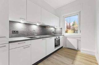 Wohnung mieten in Marktstraße 311, 47804 Kempener Feld/Baakeshof, Moderne 4-Zimmer Wohnung mit Garten!