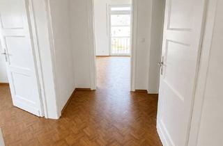 Wohnung mieten in Berggärtenstraße 21, 56564 Neuwied, Frisch sanierte und modernisierte 4-Zimmer-Wohnung in Neuwied