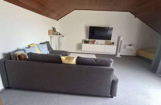 Wohnung mieten in 64354 Reinheim, Modernes Wohnen in Reinheim: 2-Zimmer-Dachgeschosswohnung mit Balkon
