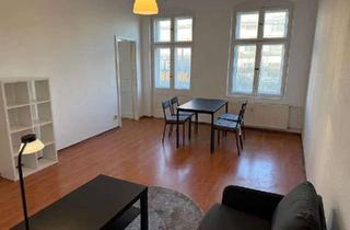 Wohnung mieten in 13055 Alt-Hohenschönhausen, Charmante 3-Zimmer-Altbauwohnung mit Arbeitsbereich – Lichtenberg
