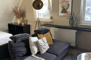 Wohnung mieten in Am Klingenrain 13, 63075 Waldheim, Sommertraum im Grünen – WG-Zimmer groß und hell in Frauen-WG