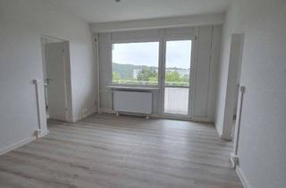 Wohnung mieten in Newtonstraße, 19063 Mueßer Holz, Geräumige 4-Zimmer-Wohnung in Schwerin - Ideal für Familien!