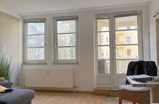 Wohnung mieten in Dievenowstraße, 14199 Schmargendorf, Teilmöbliert mit großem West-Balkon – eine großartige Wohnung!