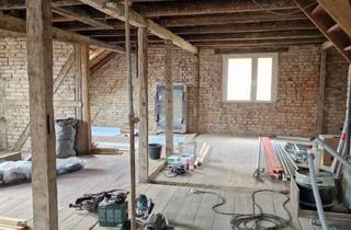 Haus kaufen in 08468 Reichenbach, Entwicklungsobjekt mit Förderbonus – Freistehendes MFH mit Nebengebäude in Reichenbach