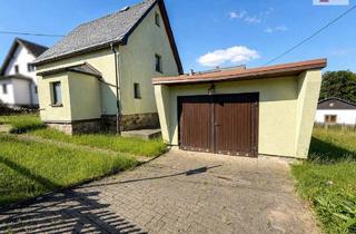 Einfamilienhaus kaufen in Wernesgrüner Siedlung 12, 08237 Steinberg, Modernisiertes Einfamilienhaus mit Wärmepumpe, Garage & Einbauküche in Steinberg nahe Auerbach