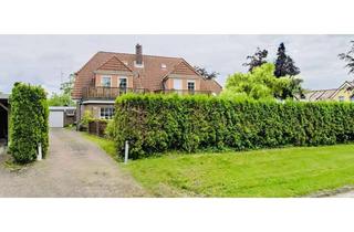 Haus kaufen in 23701 Süsel, RESERVIERT! Doppelhaus mit 3 Wohnungen in Groß Meinsdorf bei Eutin