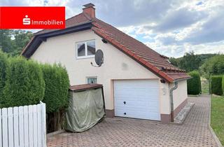Einfamilienhaus kaufen in 35756 Mittenaar, Wohnen in traumhafter Feldrandlage – Einfamilienhaus mit Pool und tollem Grundstück